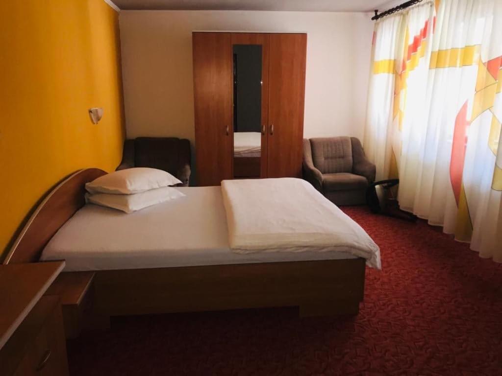 Vila Nik Busteni Bagian luar foto