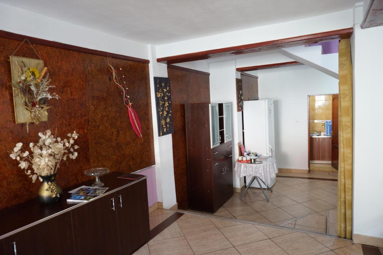 Vila Nik Busteni Bagian luar foto